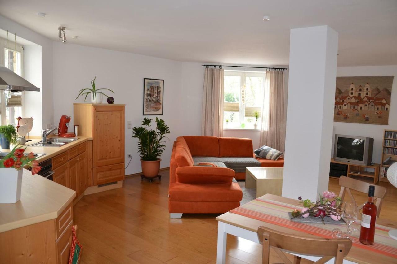 Apartamento Zwischen Weinstrasse Und Pfaelzer Wald Bad Bergzabern Exterior foto